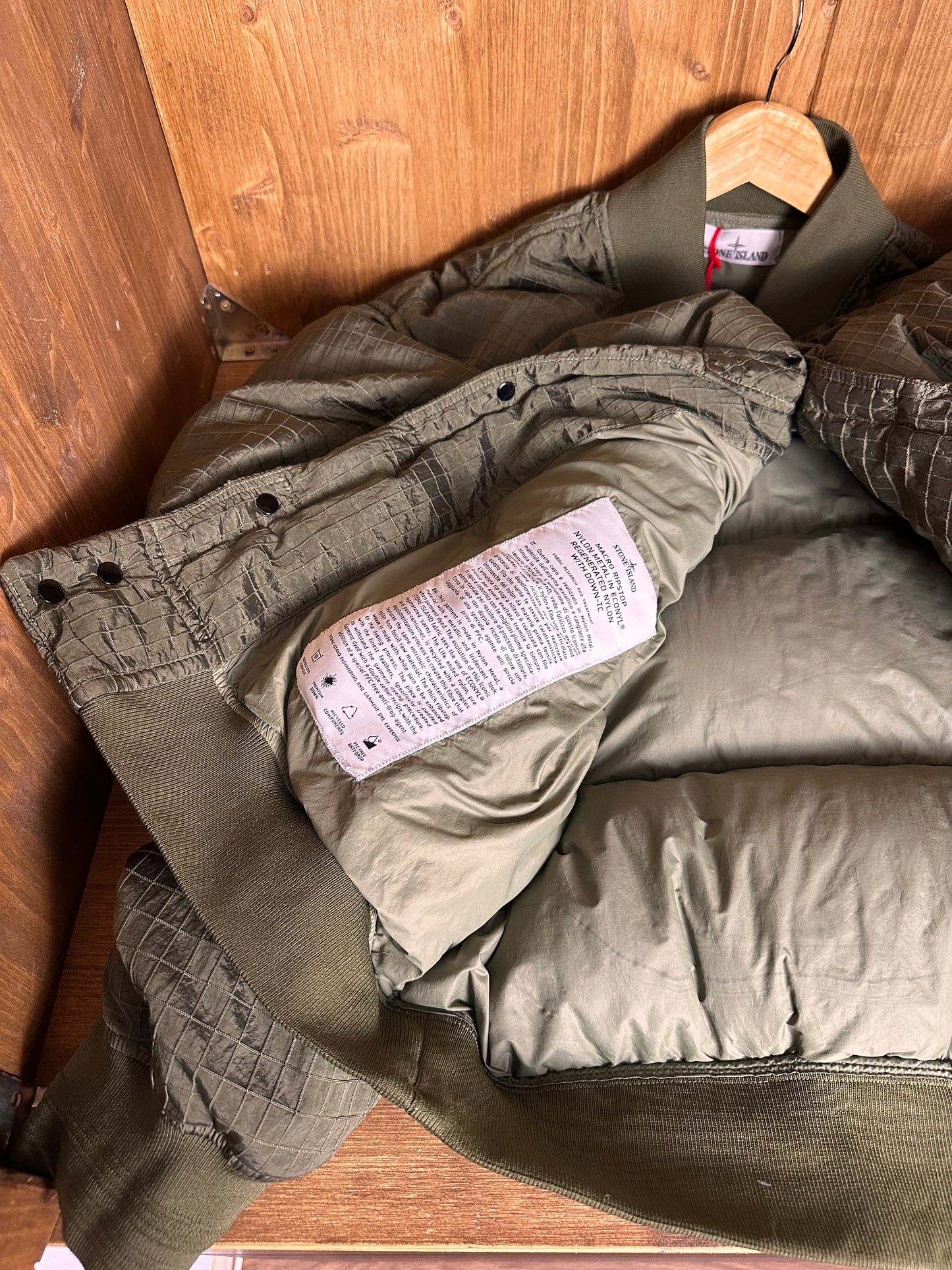 AW23 MACRO RIPSTOP NYLON METAL IN ECONYL REGENERATED NYLON WITH DOWN-TC in Mint Green