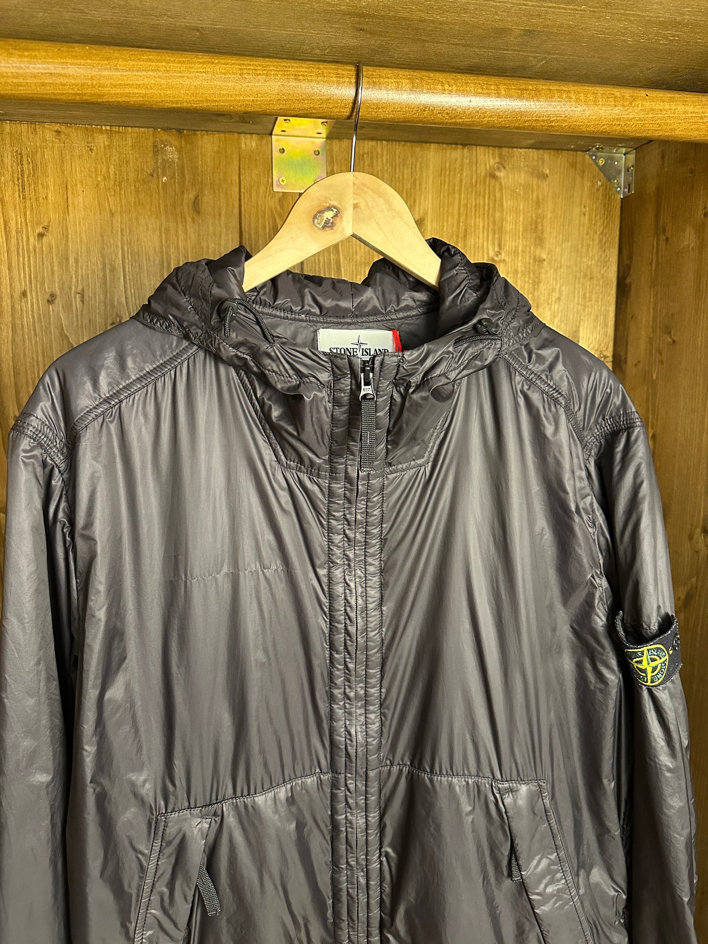 AW15 MICRO RIPSTOP WITH PRIMALOFT INSULATION TECHNOLOGY in Deep Black