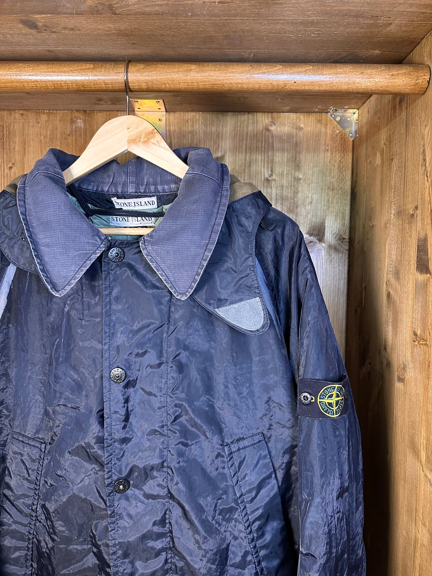 AW01 MONOFILAMENT DOUBLE MESH PARKA