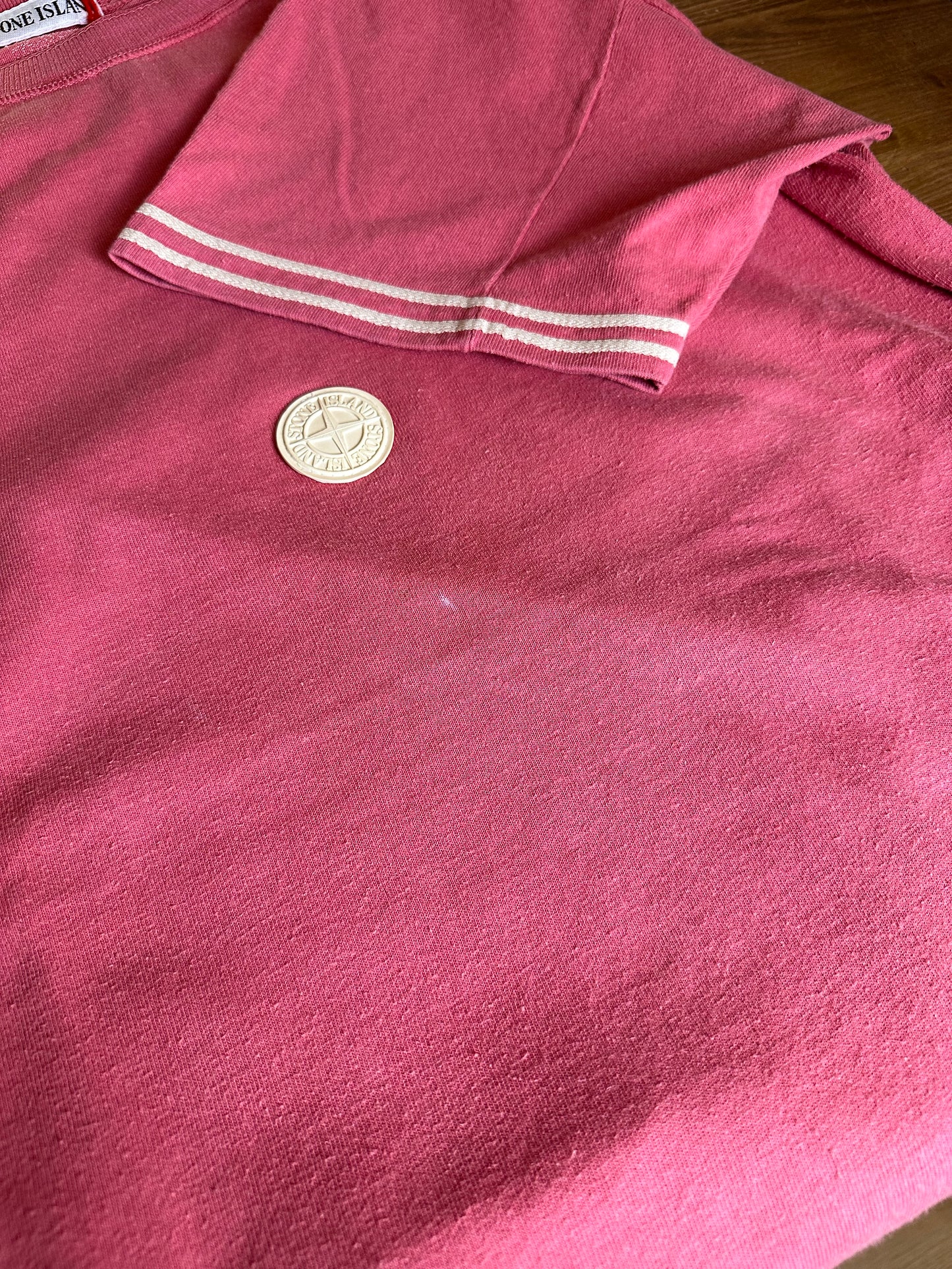 SS80s VULCANISED ROUND LOGO TEE in Pink