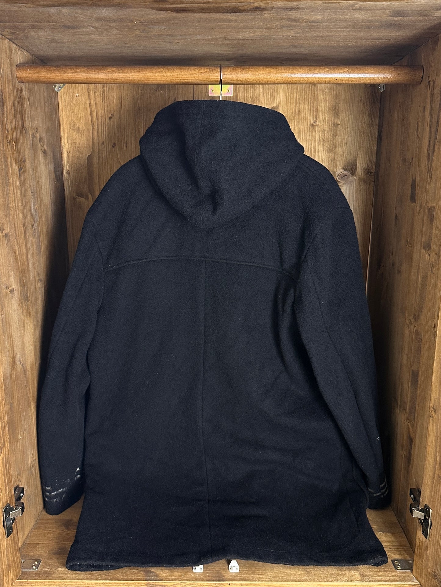 AW98 MONTGOMERY in Black