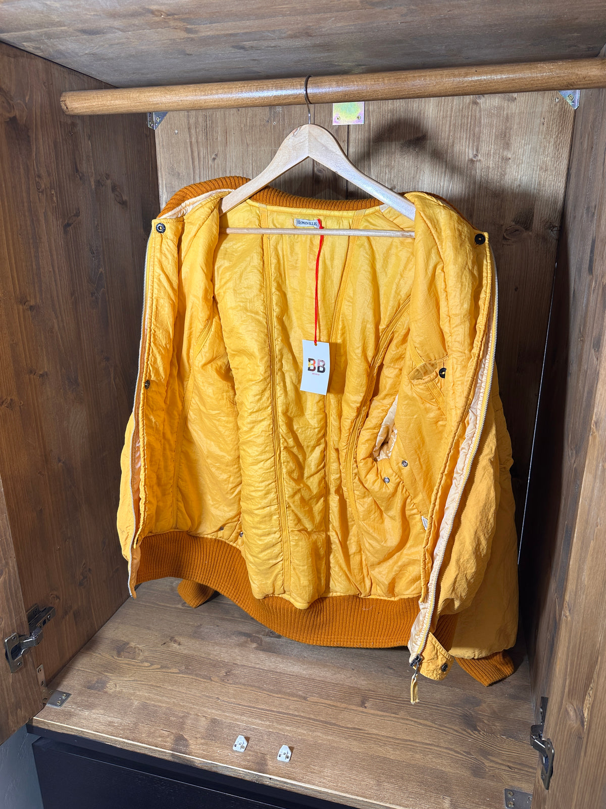 AW87/88 BONEVILLE NAVY ARCTIC FLIGHT BOMBER in Dahlia Yellow