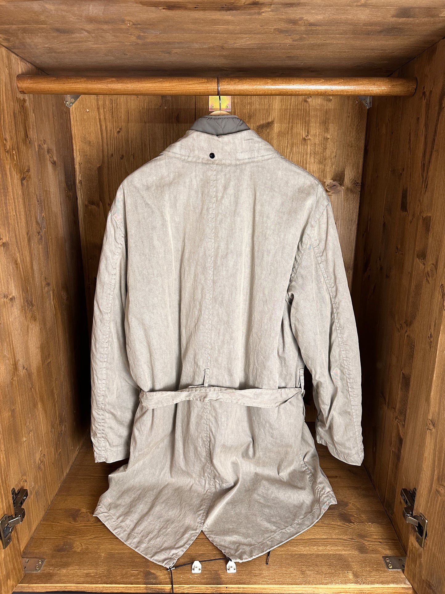 AW04 RASO GOMMATO TRENCH in Pebble Grey