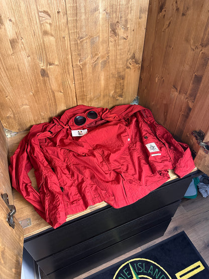 SS10s C.P. COMPANY NYLON METAL GOGGLE JACKET in Flame Red