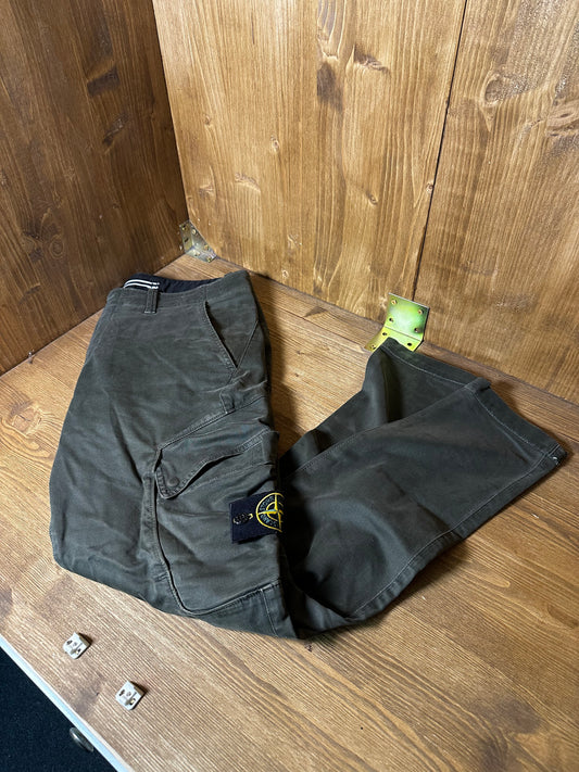 MILITARY GREEN JEANS