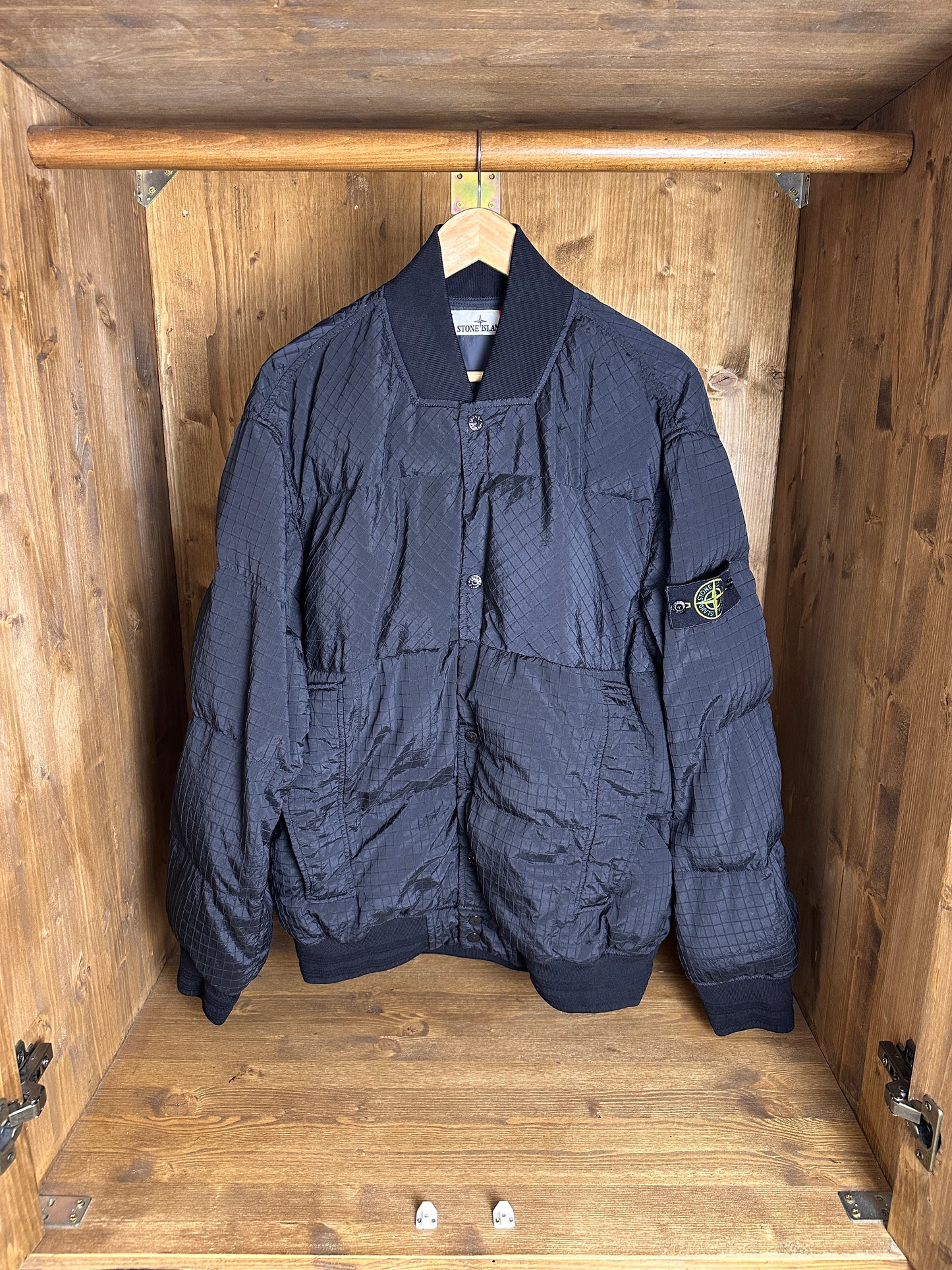 AW23 MACRO RIPSTOP NYLON METAL IN ECONYL REGENERATED NYLON WITH DOWN-TC in Night Blue