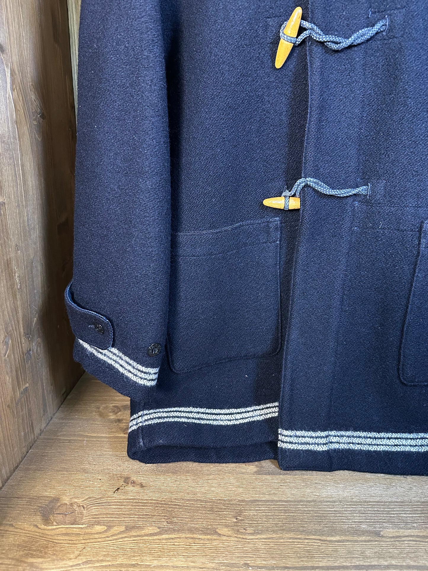 AW1988 BLUE AND WHITE WOOL MONTGOMERY