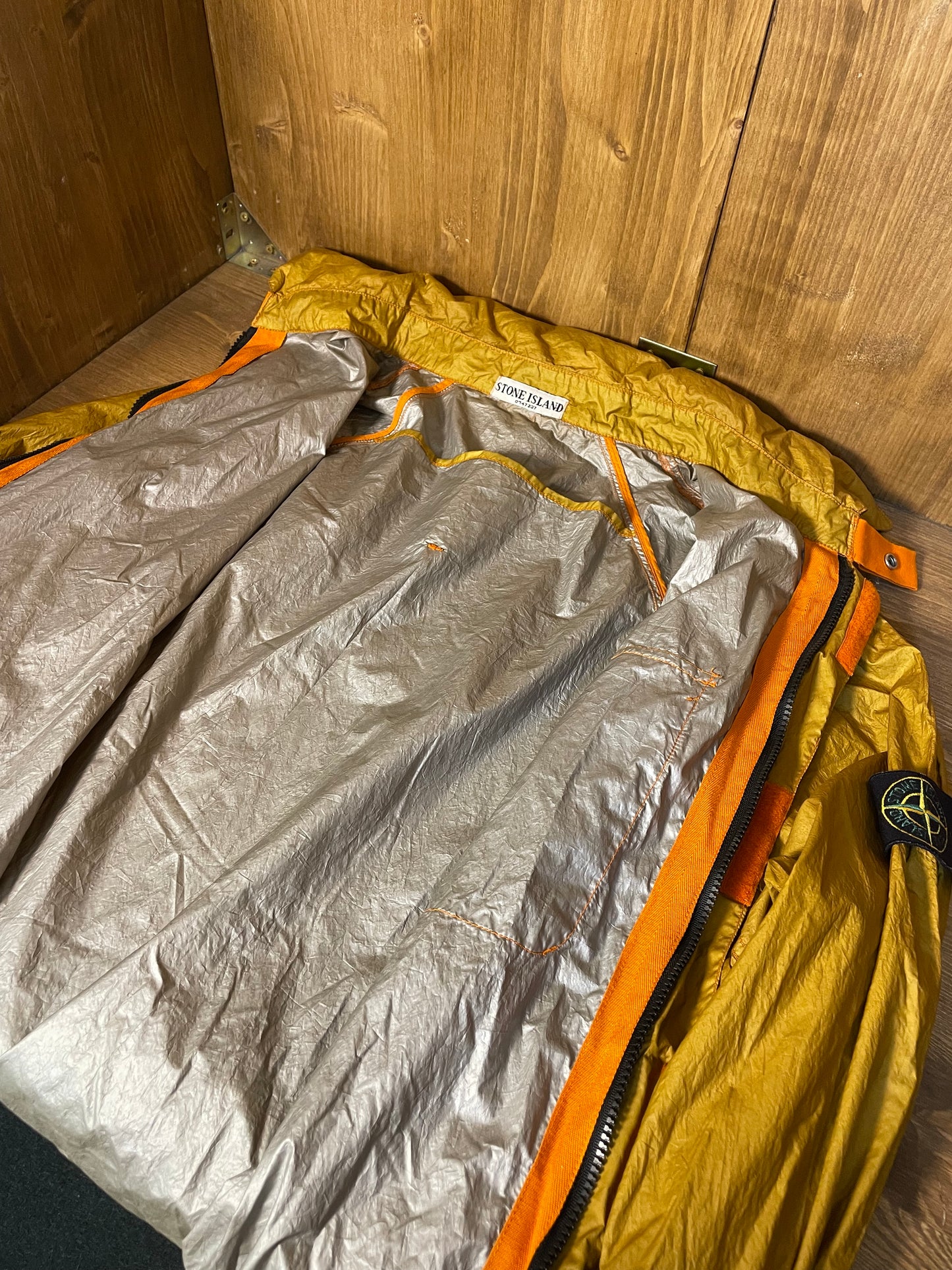 2004 Parachute jacket gold