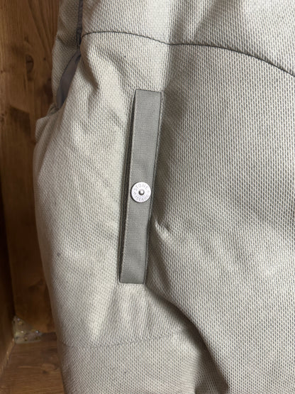 AW22 TEXTILE NON-WOVEN POLY VEST in Pale Green