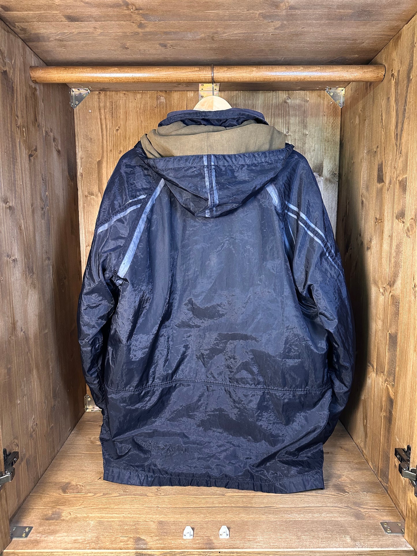 AW01 MONOFILAMENT DOUBLE MESH PARKA
