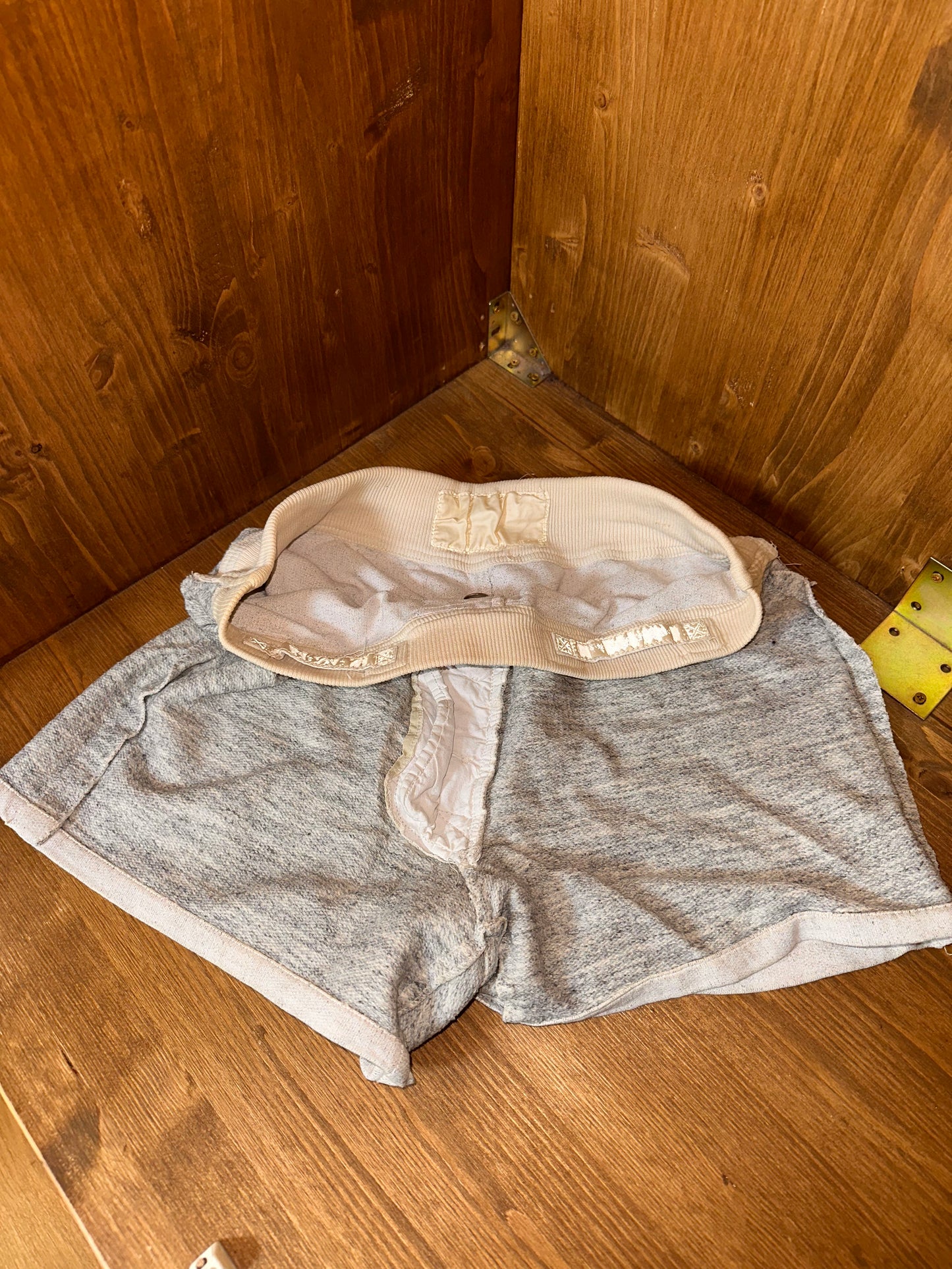 SS1983 PLATED REFLECTIVE SHORTS sample piece