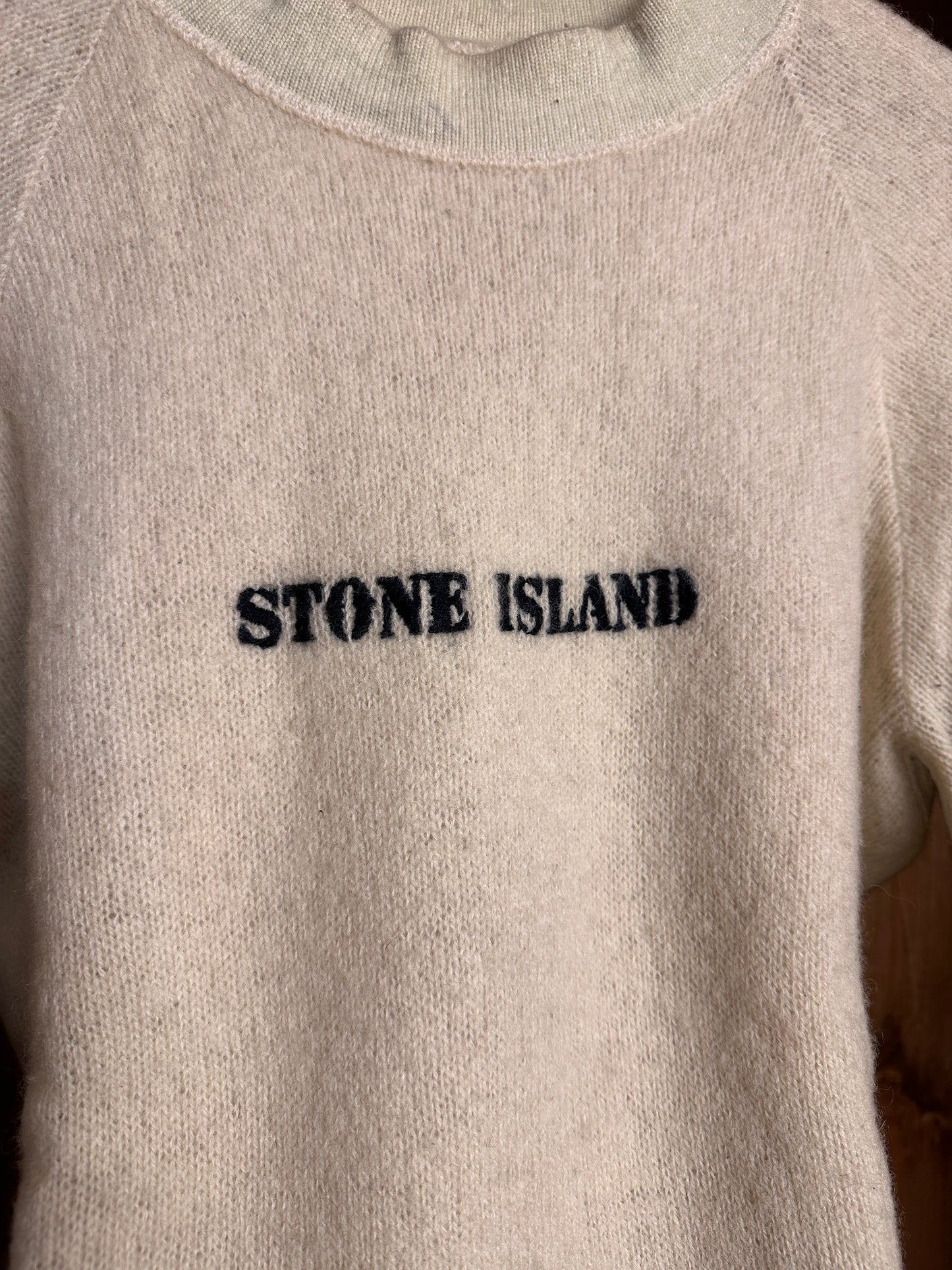 AW87 WOOL SPELLOUT JUMPER in Ivory