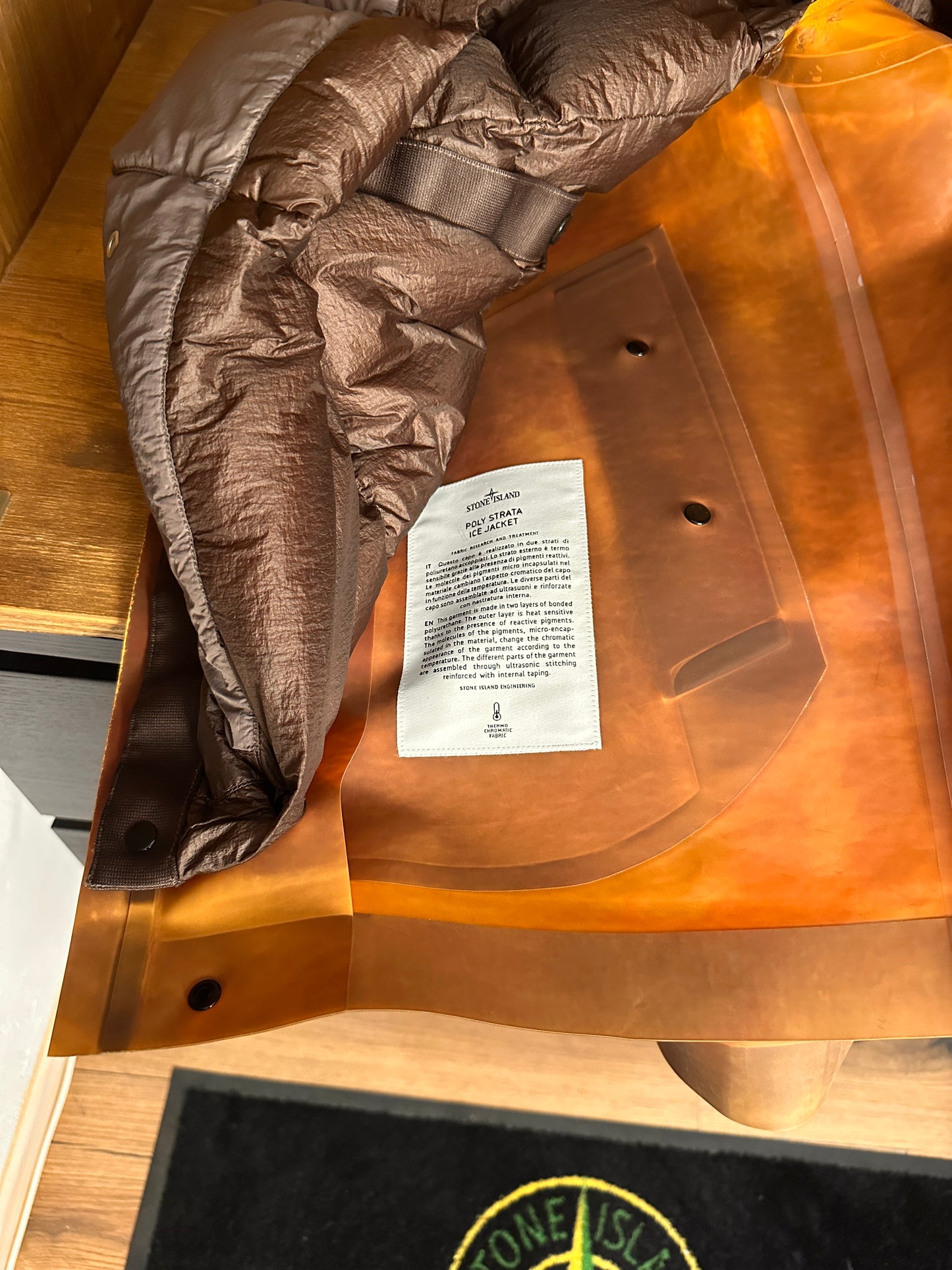 AW22 POLY STRATA ICE JACKET in Yellow Sun & Terra Brown