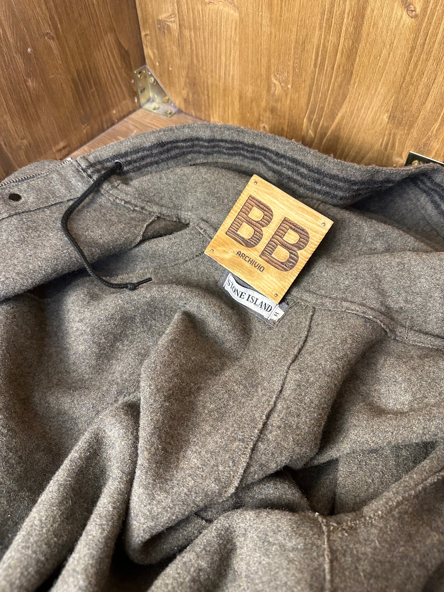 AW92 RAW CUT WOOL JACKET in Antracite Grey