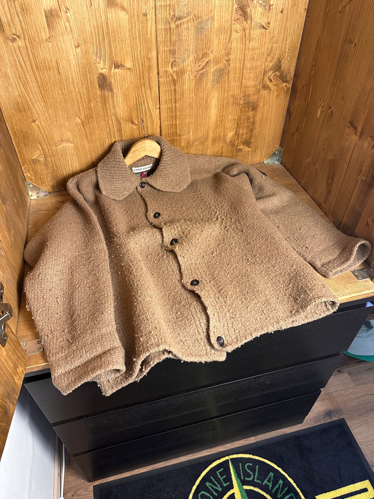 AW98 WOOL BUTTONED CARDIGAN in Camel Brown