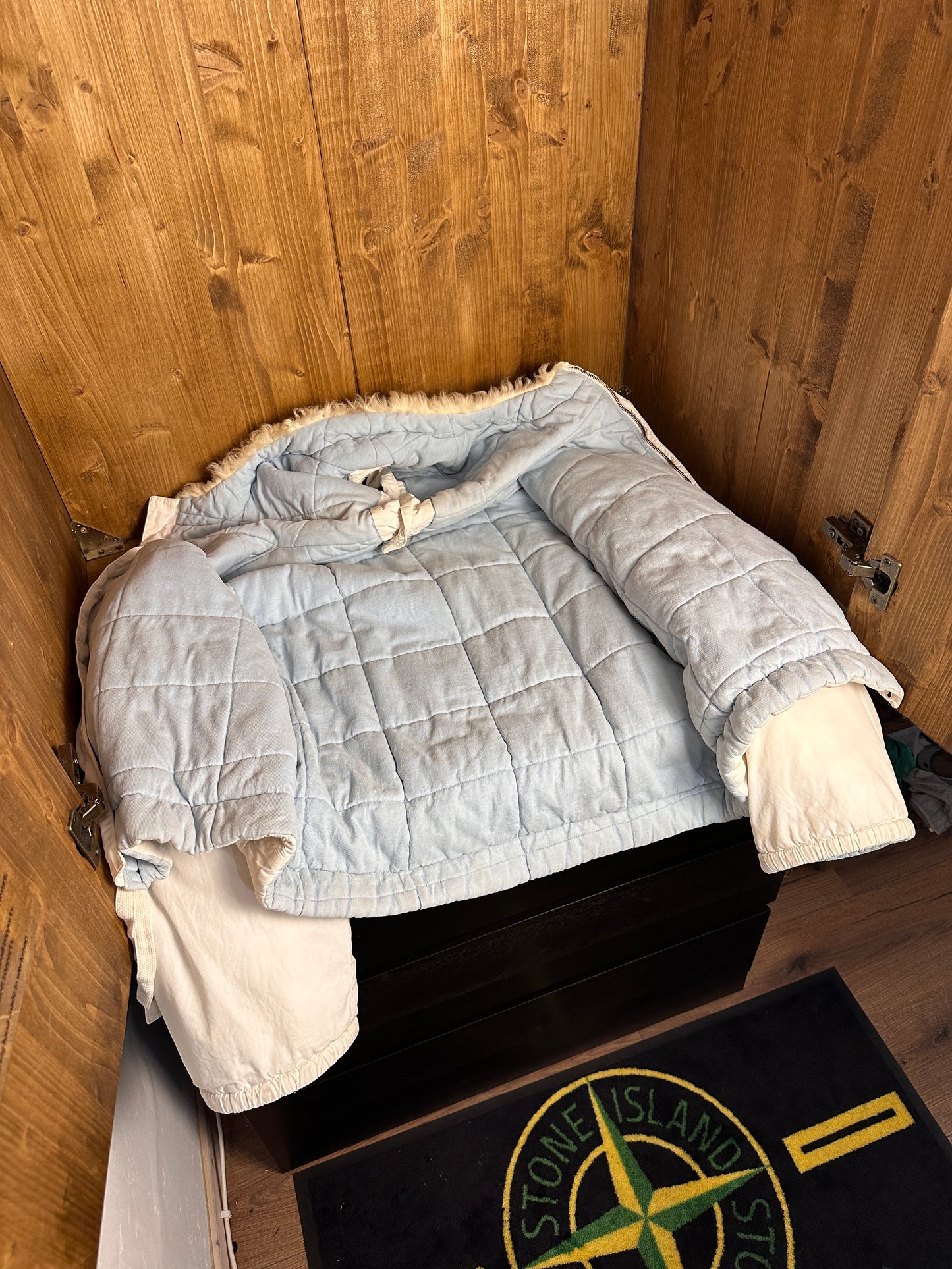 AW84 JOCK COUNTRY QUILTED JACKET in Pure White & Light Green