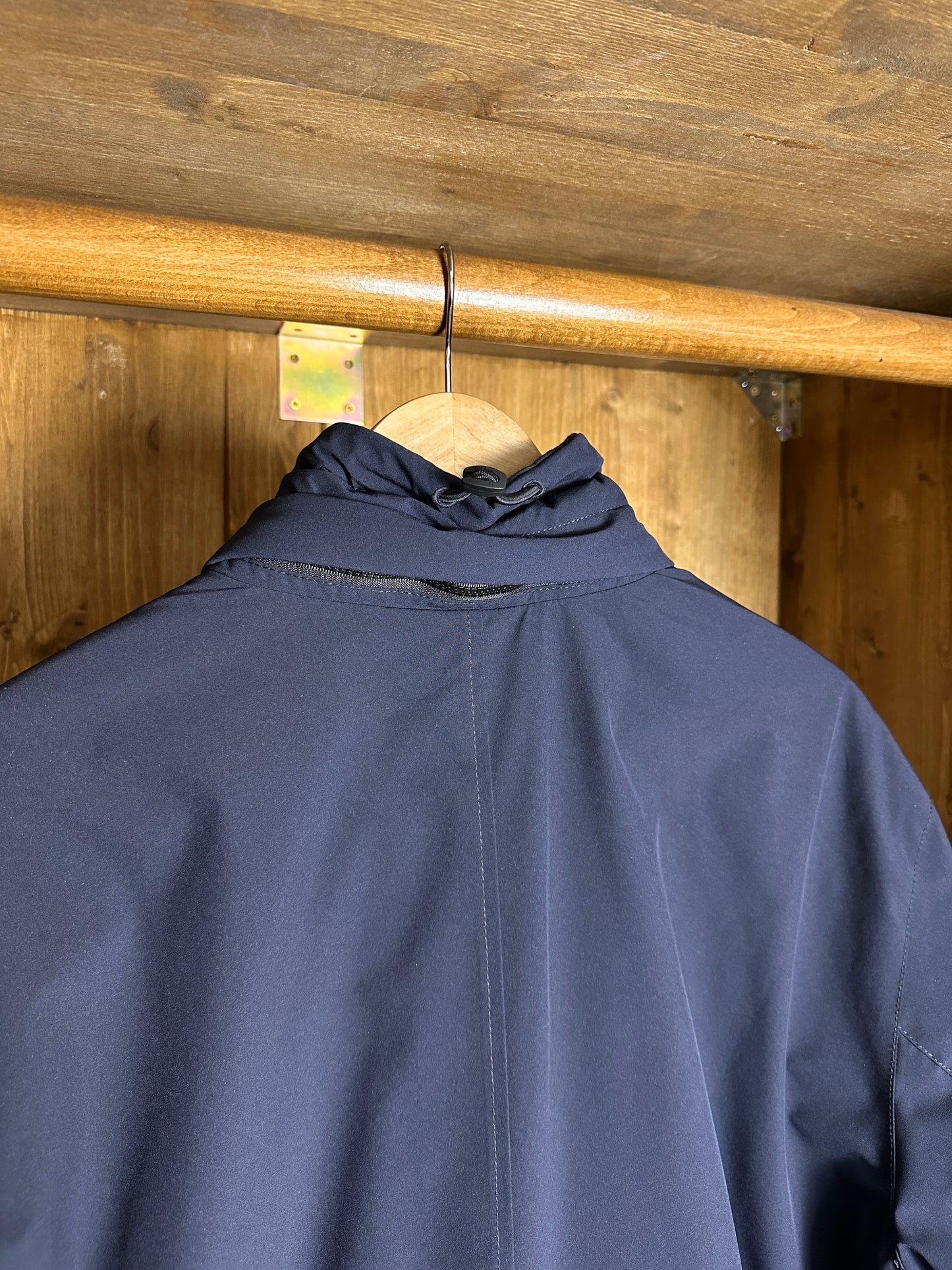 AW22 SOFT SHELL-R with Primaloft Insulation Technology in Blue