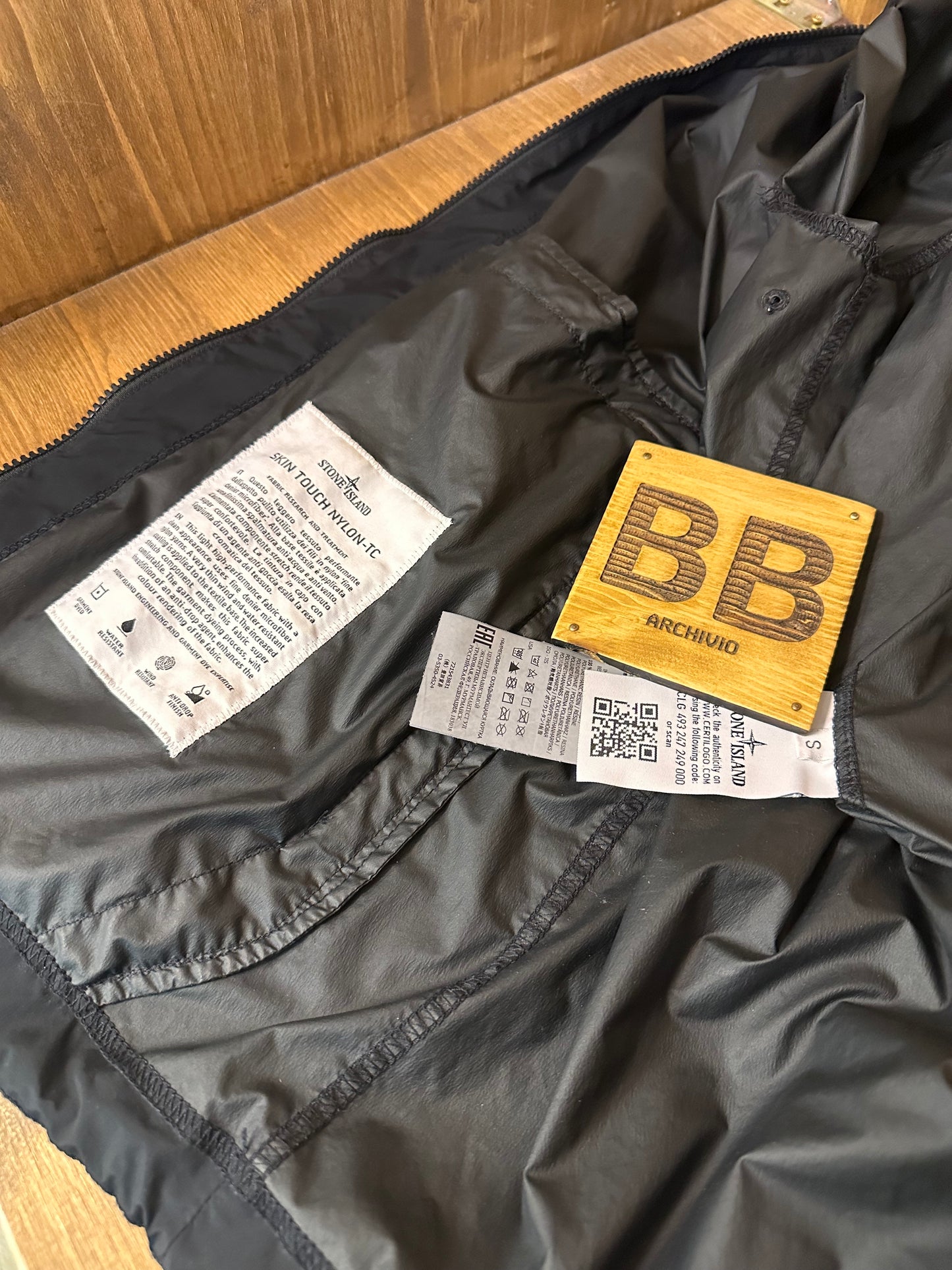 SKIN TOUCH NYLON TC PACKABLE