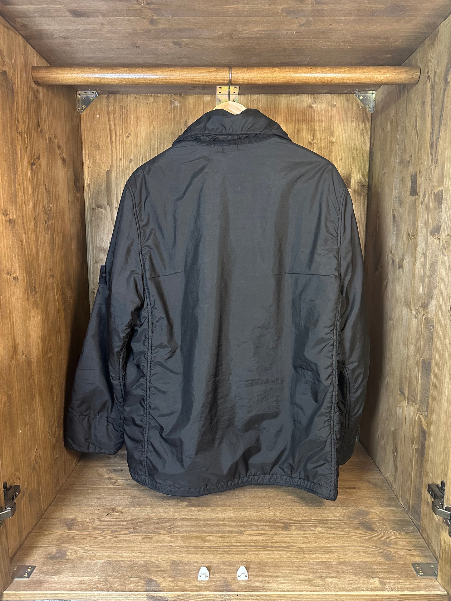 AW03 QUILTED MESH INNER JACKET in forest green