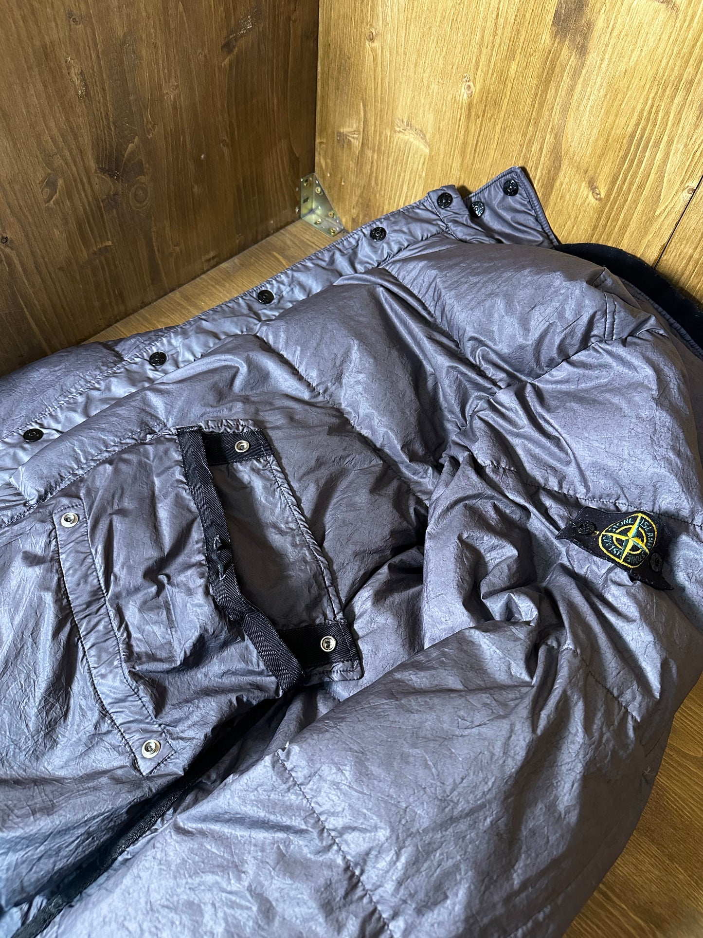 AW04 GREY METALLIC TEXTURE DOWN JACKET