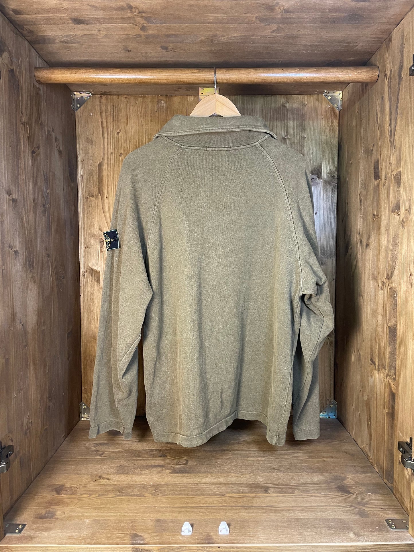 Ghost pocket brown jumper