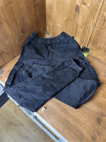 CARGO PANTS in Faded Black