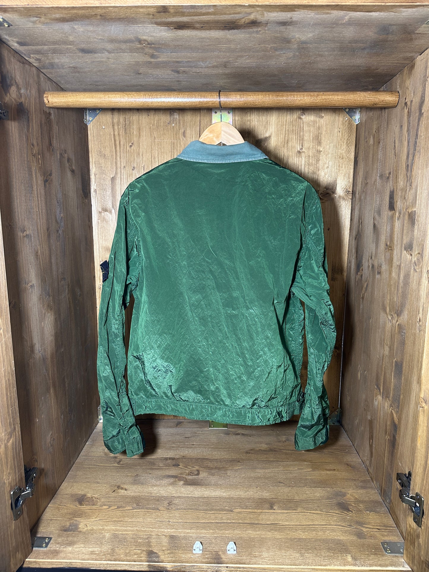 SS06 NYLON METAL JACKET in Moss Green
