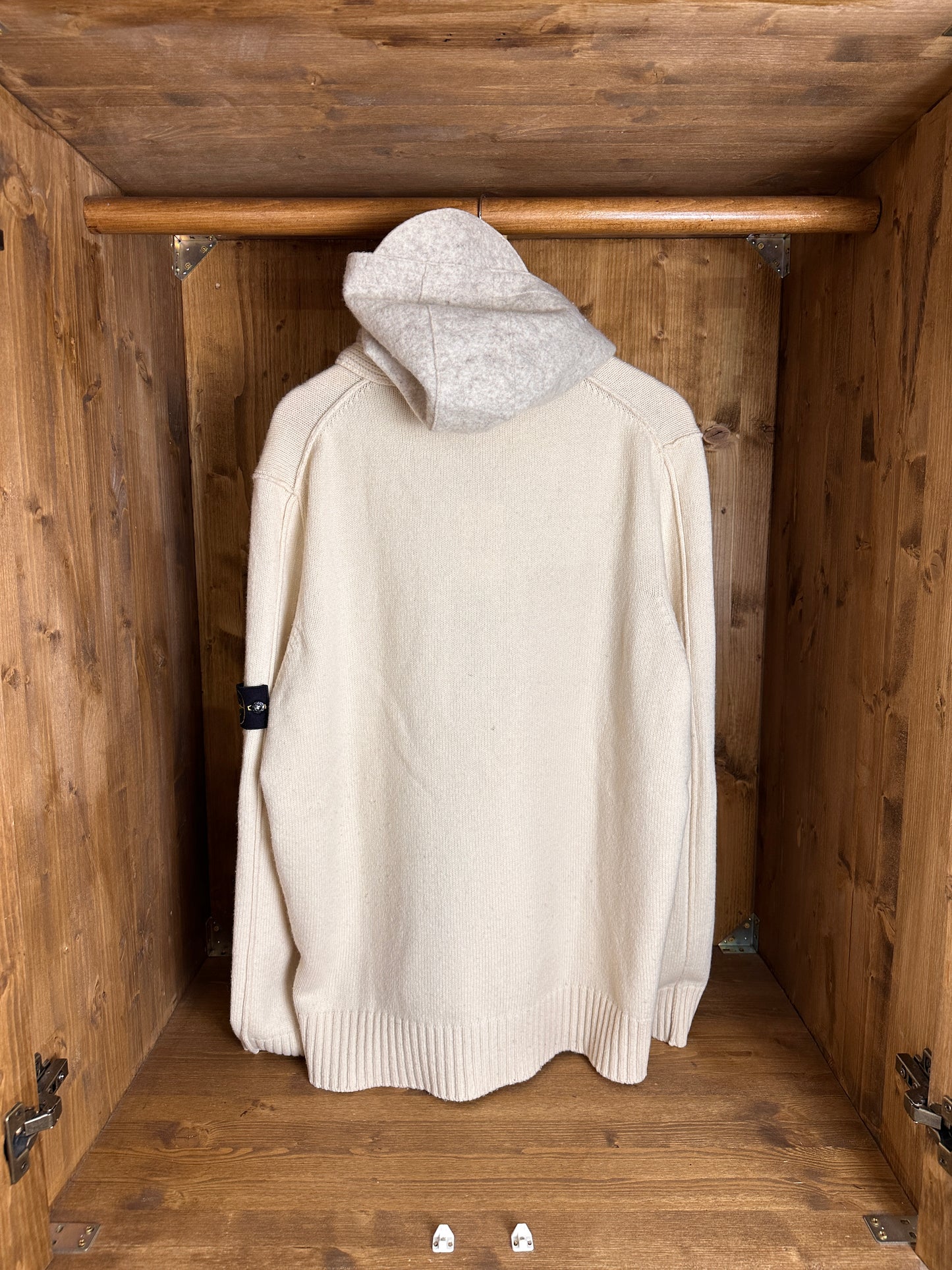 AW08 LEICHTE WOLL-KAPUZENJACKE in Hell-Elfenbein