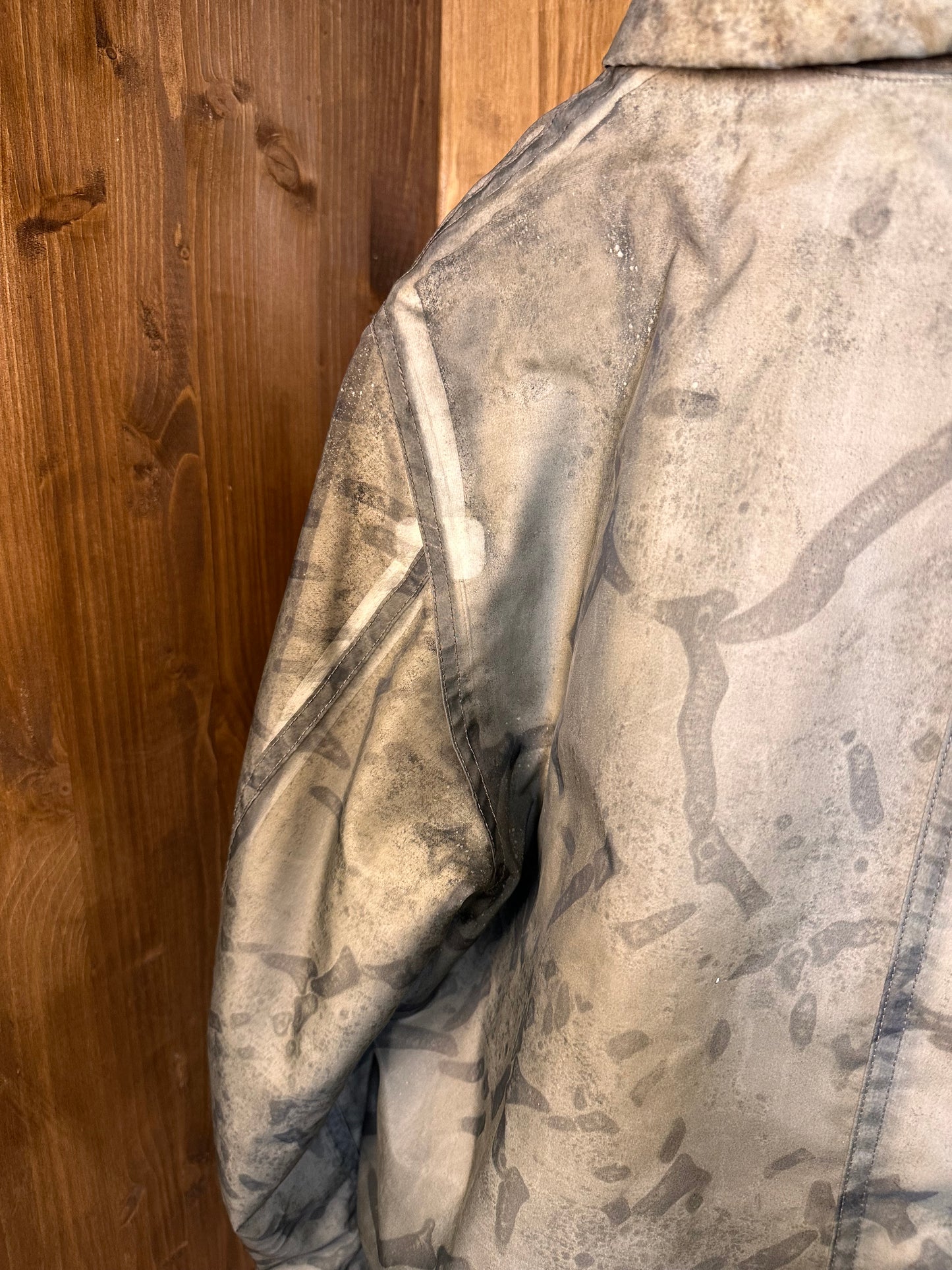 AW01 MONOFILAMENT CAMOUFLAGE with detachable boiled wool inner