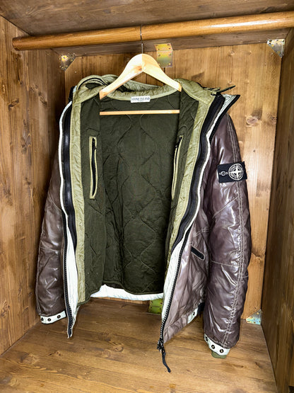 AW010 ICE JACKET RUBIN RED TO QUARTZ PINK with detachable zipped liner