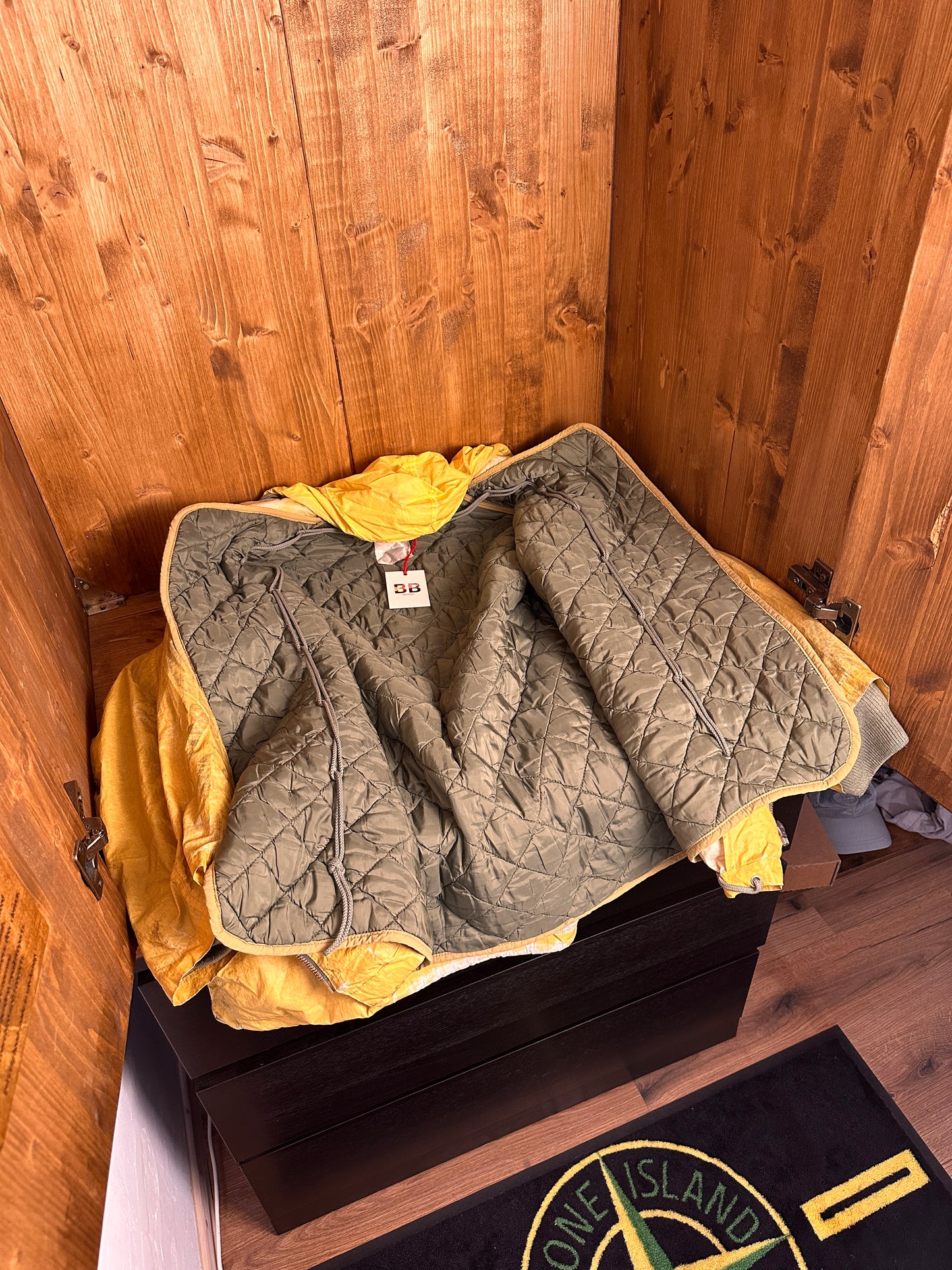 AW88/89 ICE JACKET PARKA in Golden Yellow