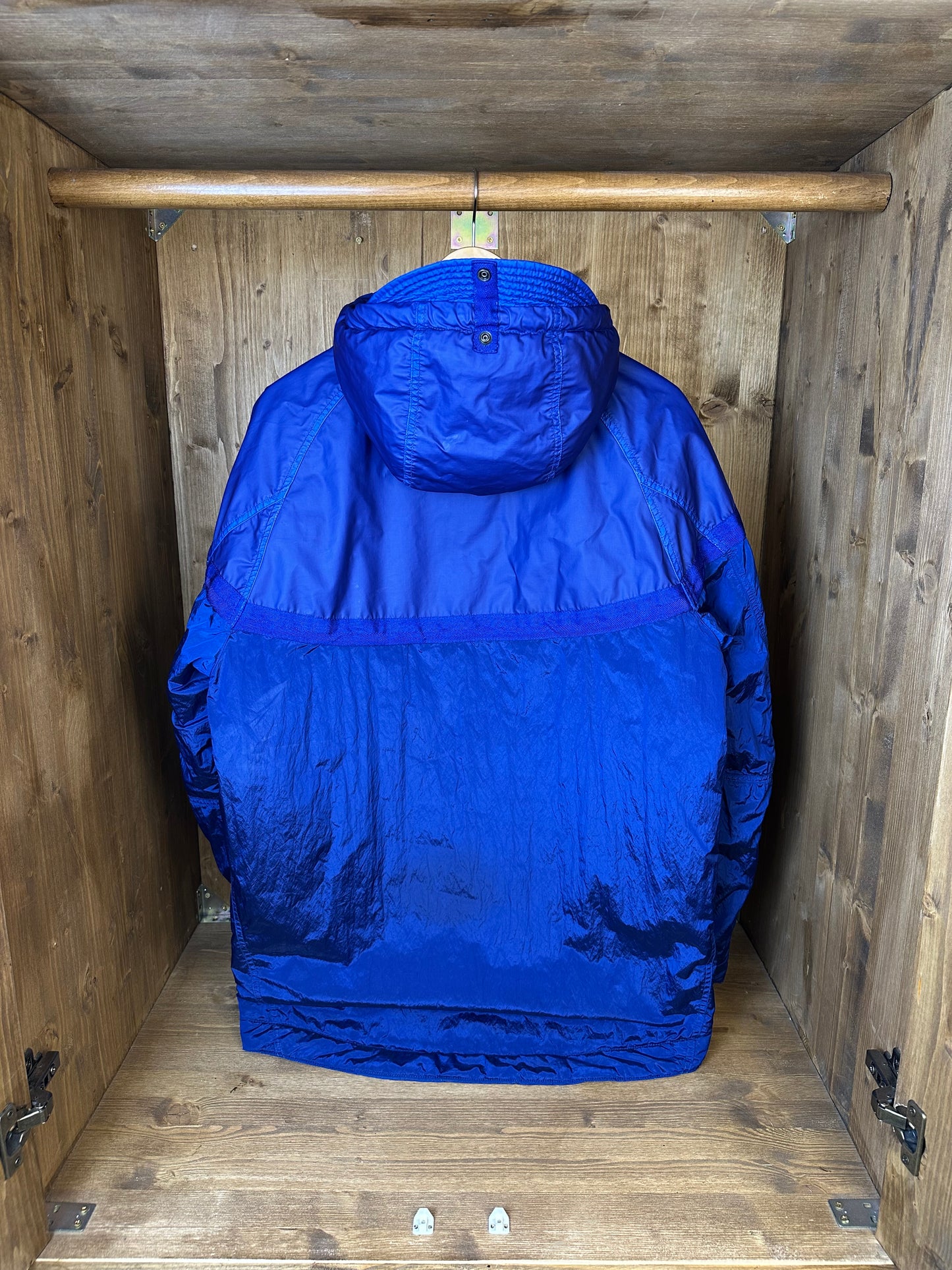 AW15 NYLON METAL/MUSSOLA GOMMATA Nike Collaboration in Blue