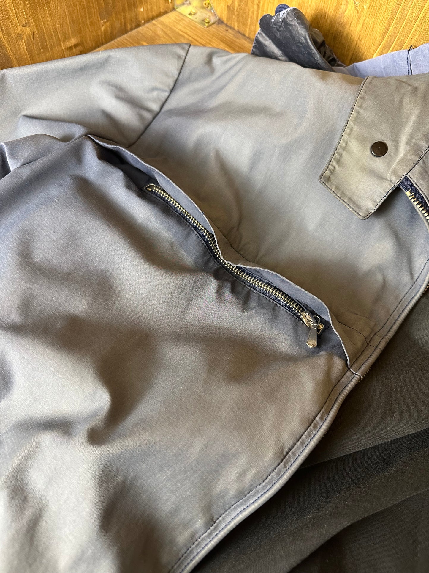 SS89 NO SEASON GOLF JACKET in Faded Grey