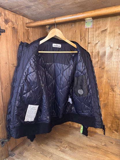 AW12 GARMENT DYED NYLON TELA QUILTED in Navy Blue