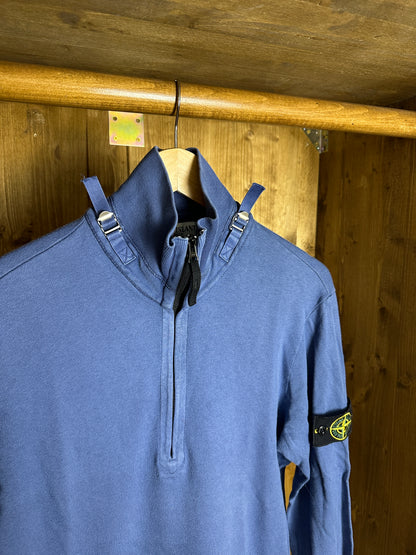 AW00s 1/4 ZIP COTTON JUMPER WITH METAL INSERTS in Distant Blue
