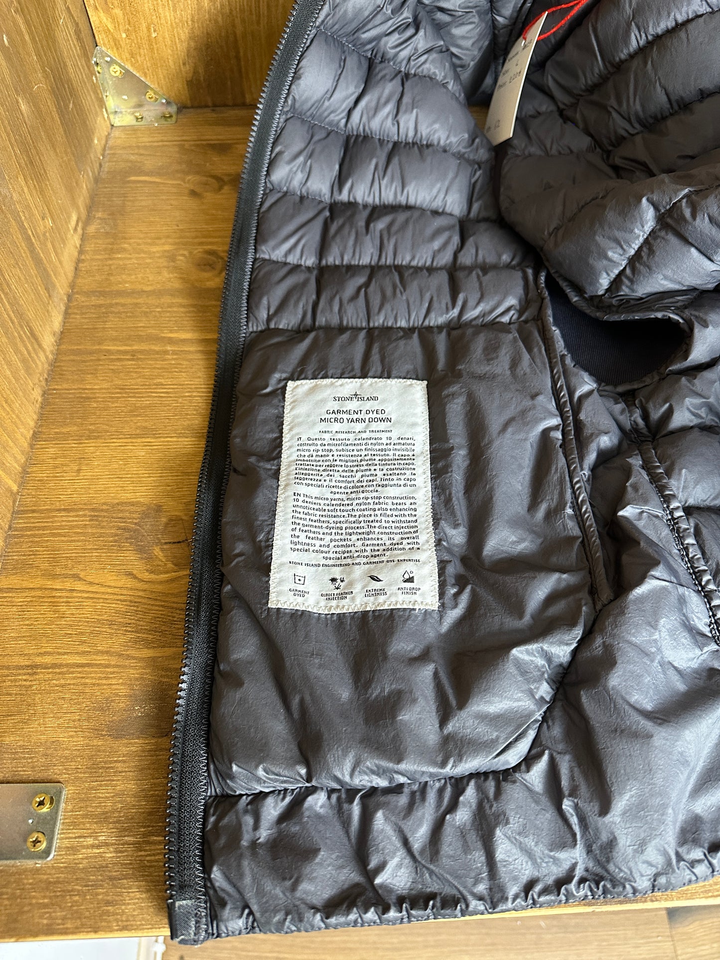 AW17 GARMENT DYED MICRO YARN DOWN in Grey