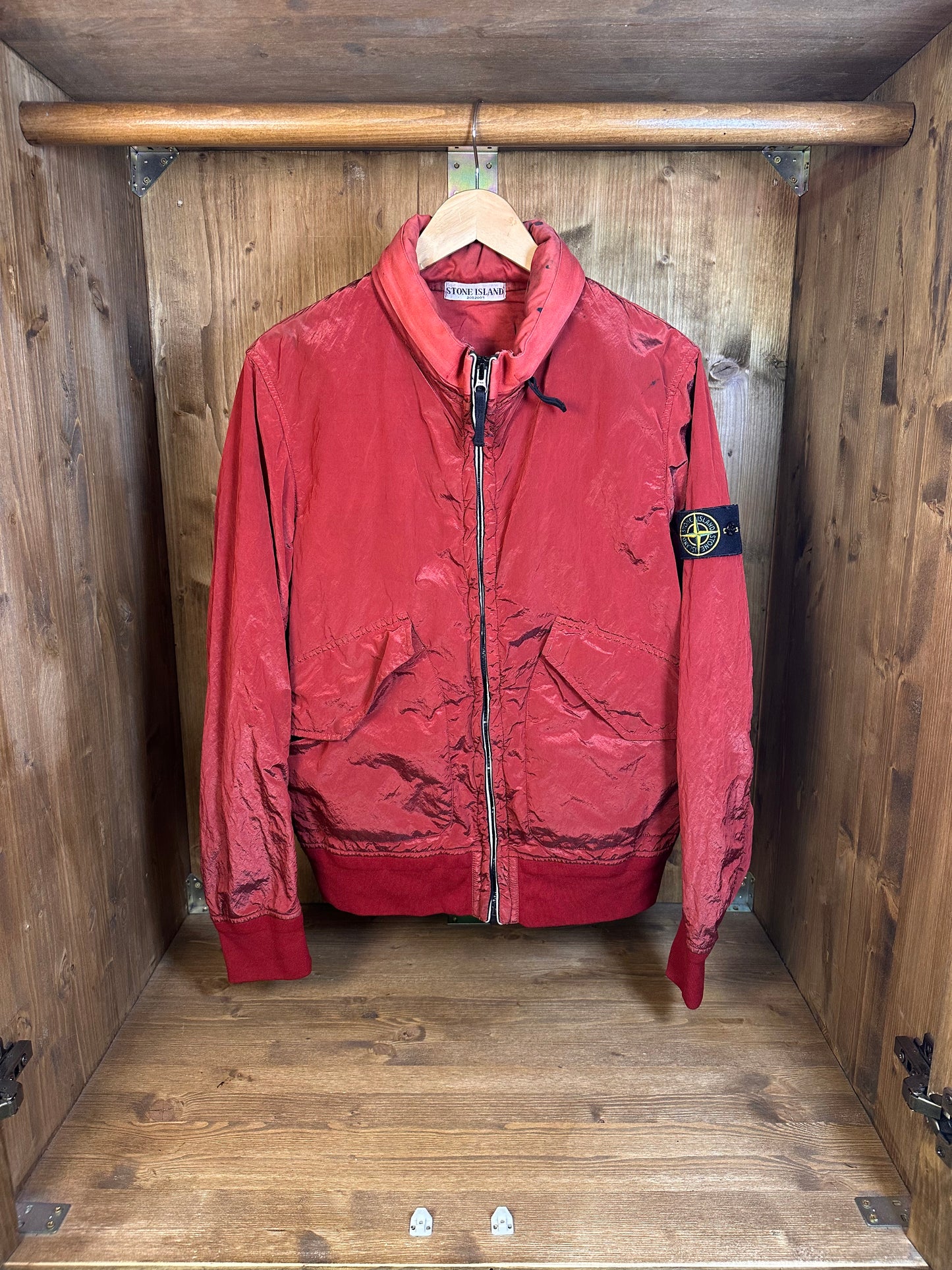 NYLON METAL RUBIN RED