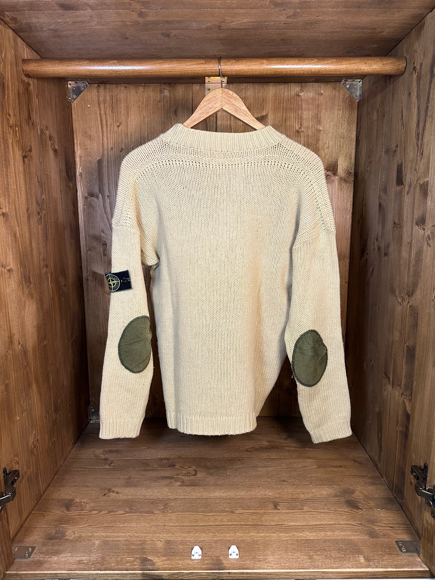 BEIGE WOOL SWEATER with Velour elbow patch