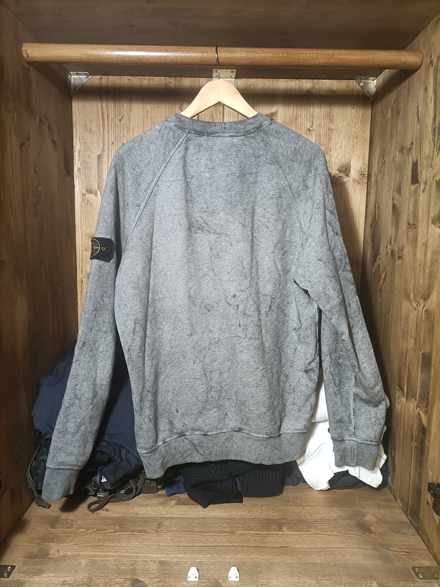 Gray Dust Crewneck