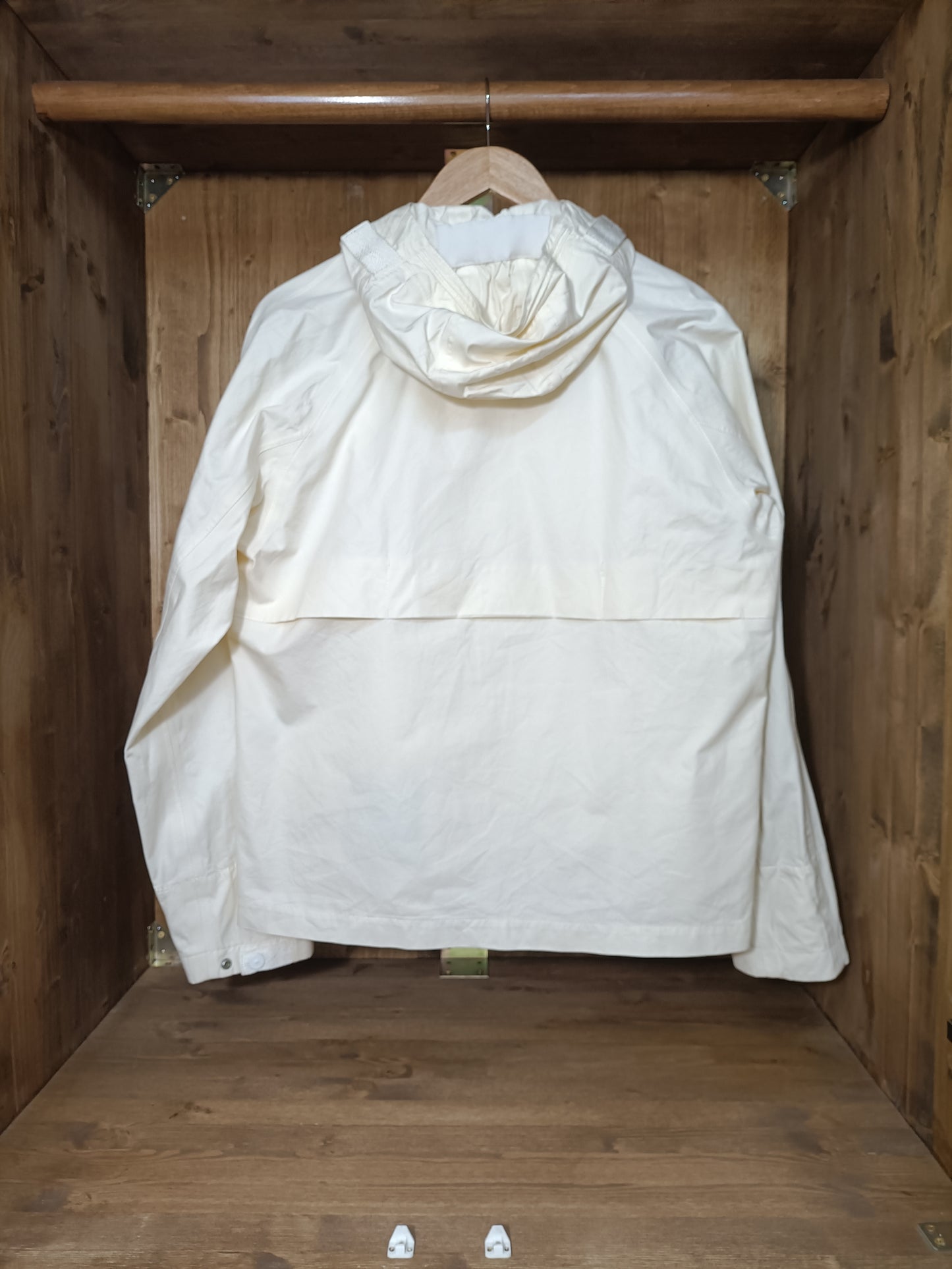 Ventile Ghost White from archive