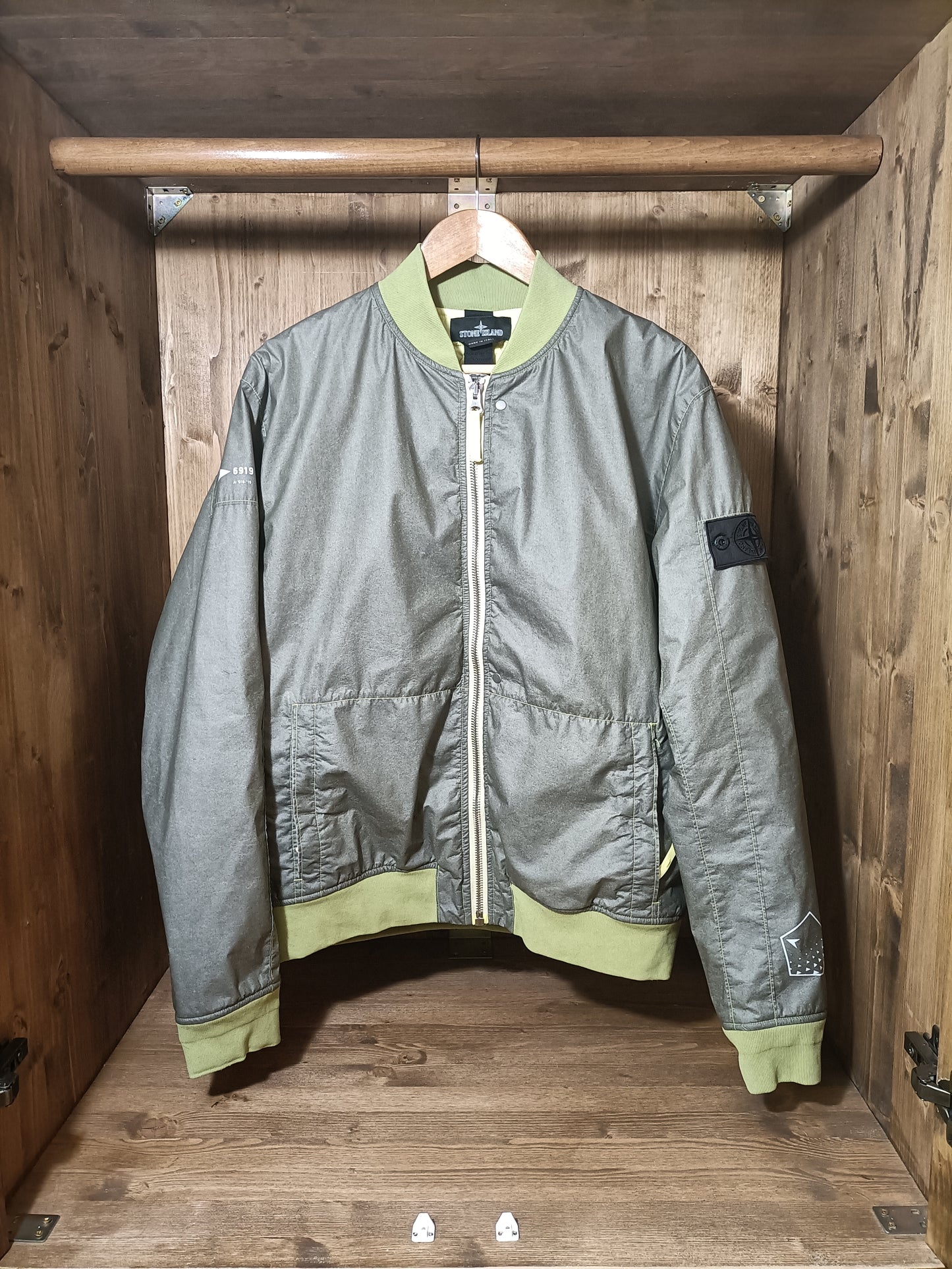 Poly hide 2L bomber jacket