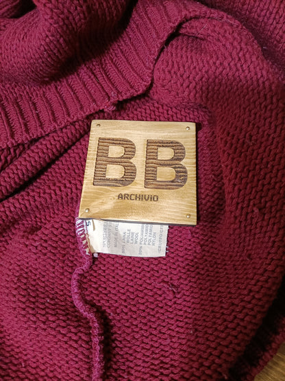 Burgundy V neck jumper 1984