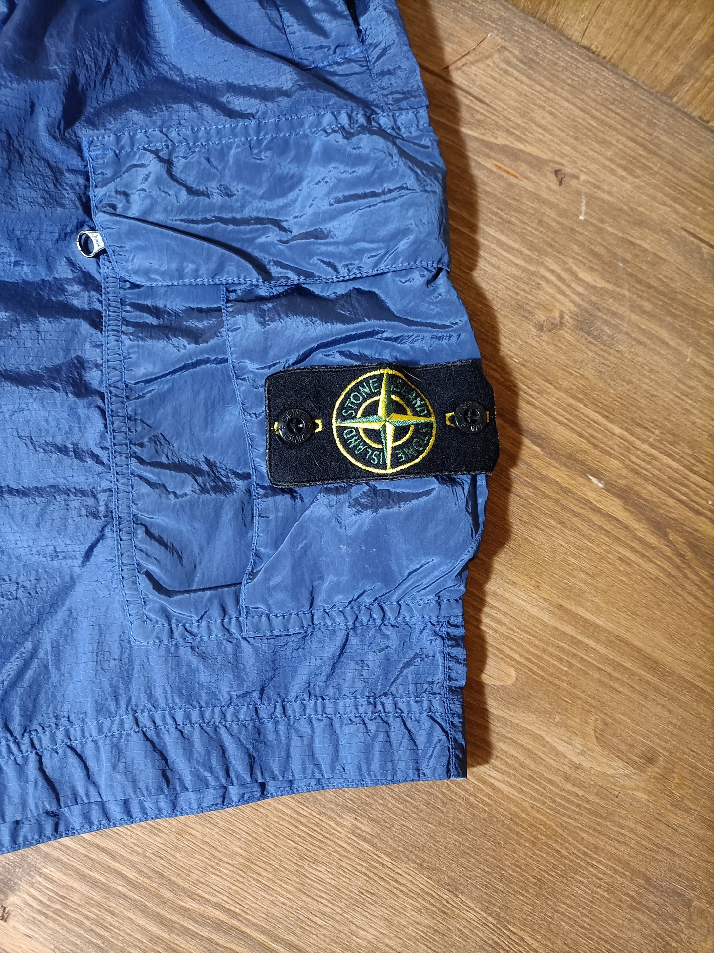 Nylon metal grid shorts