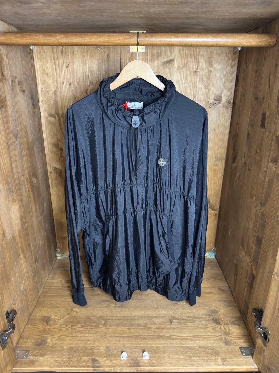 SS20 NYLON METAL RIPSTOP SMOCK in Deep Black