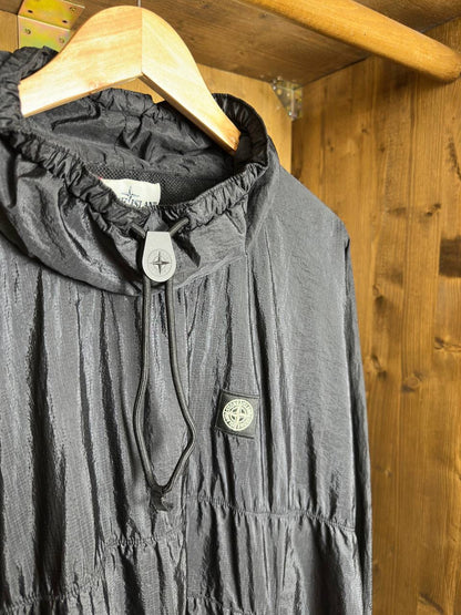 SS20 NYLON METAL RIPSTOP SMOCK in Deep Black