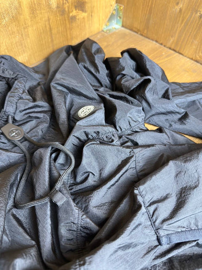 SS20 NYLON METAL RIPSTOP SMOCK in Deep Black