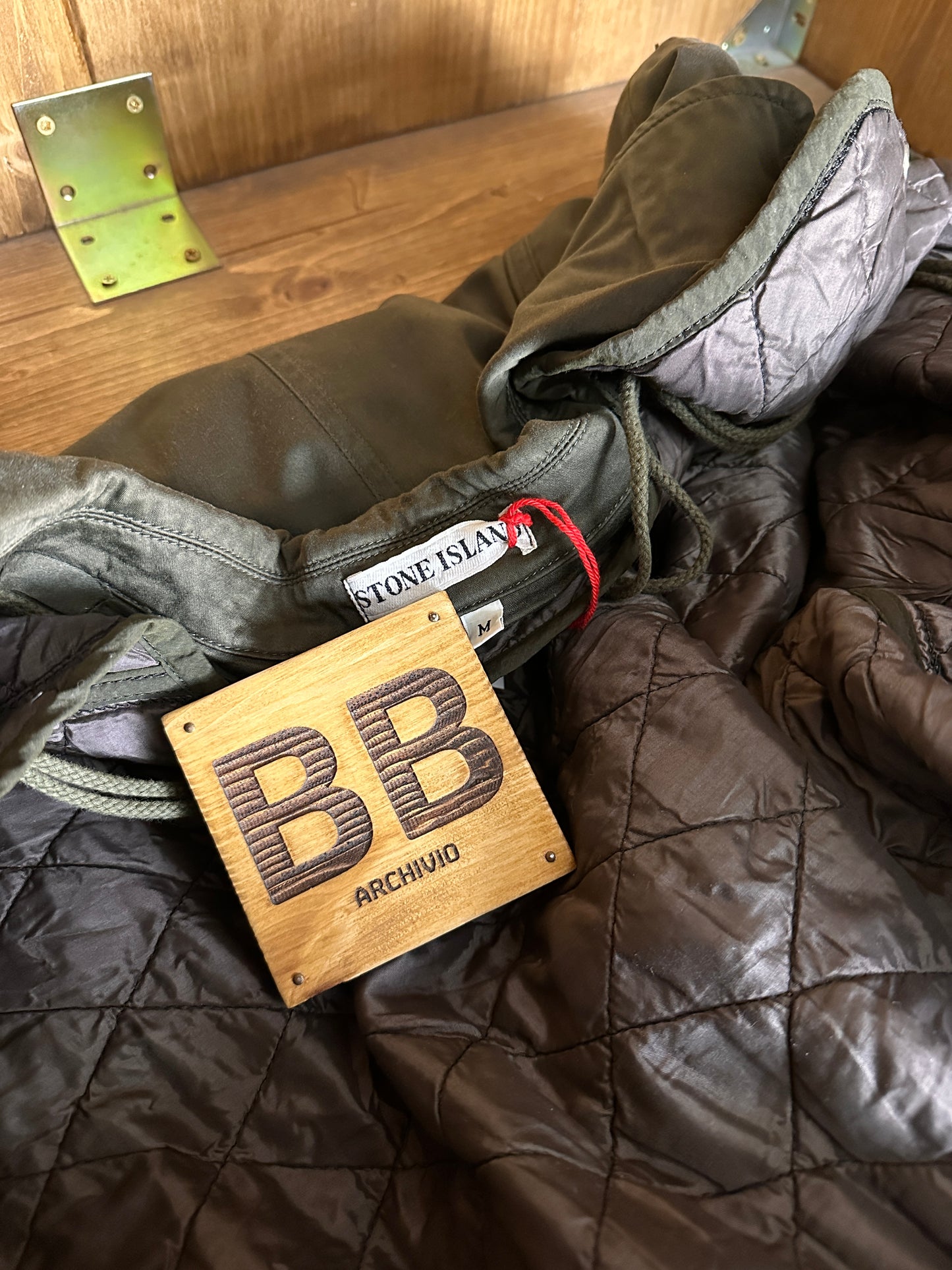 AW 88/89 RUBBERIZED SATIN TRENCH in Terra Brown