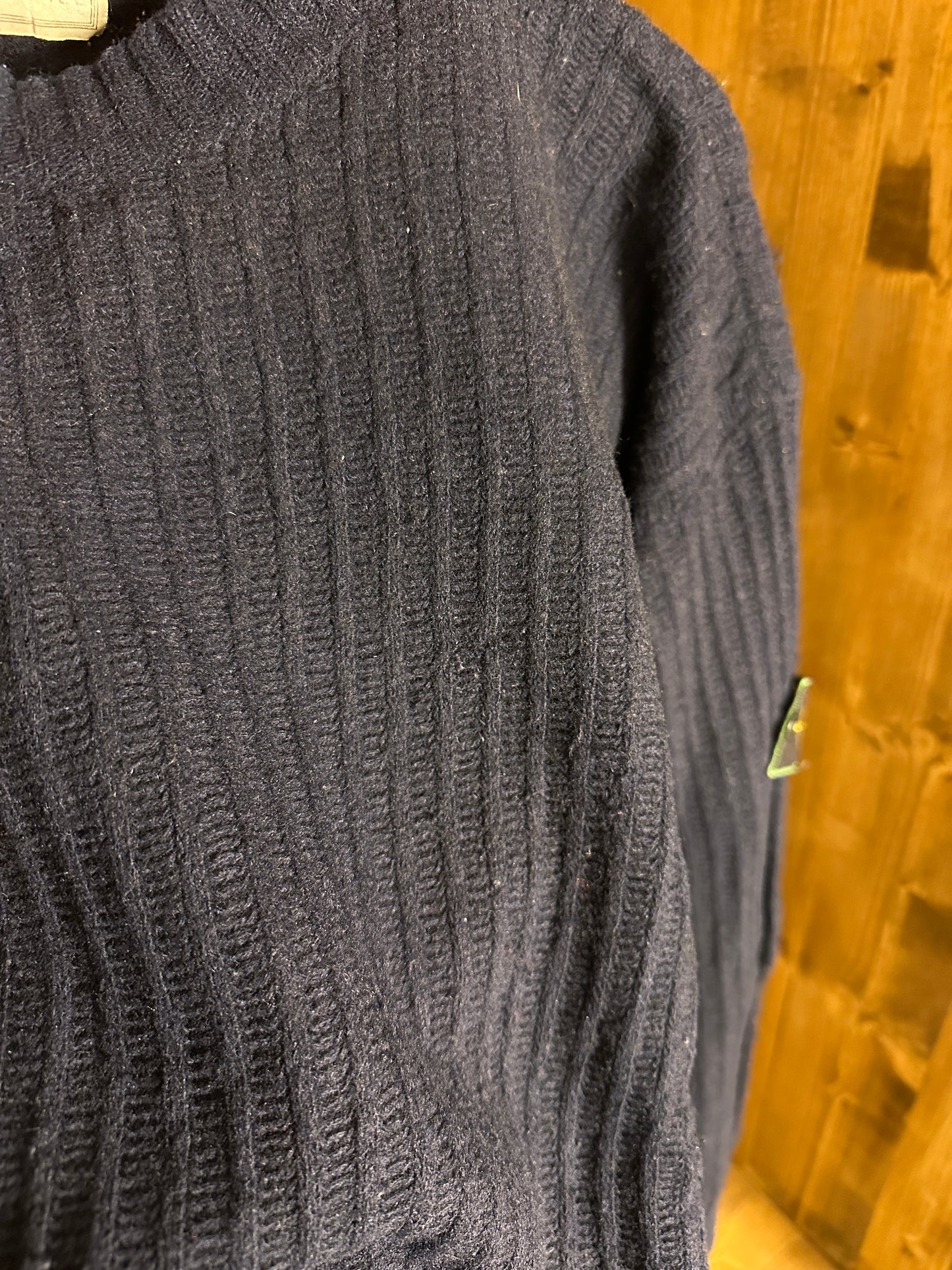 AW92 Wollripppullover in Ozeanblau