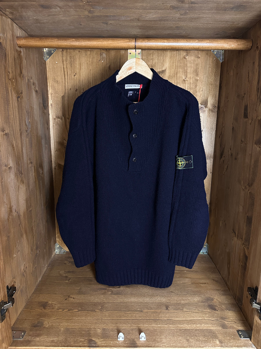 AW92 WOOL PLAIN JUMPER in Night Blue