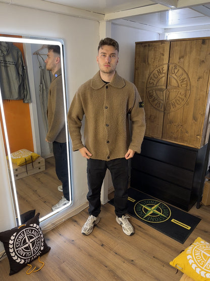 AW98 WOOL BUTTONED CARDIGAN in Camel Brown